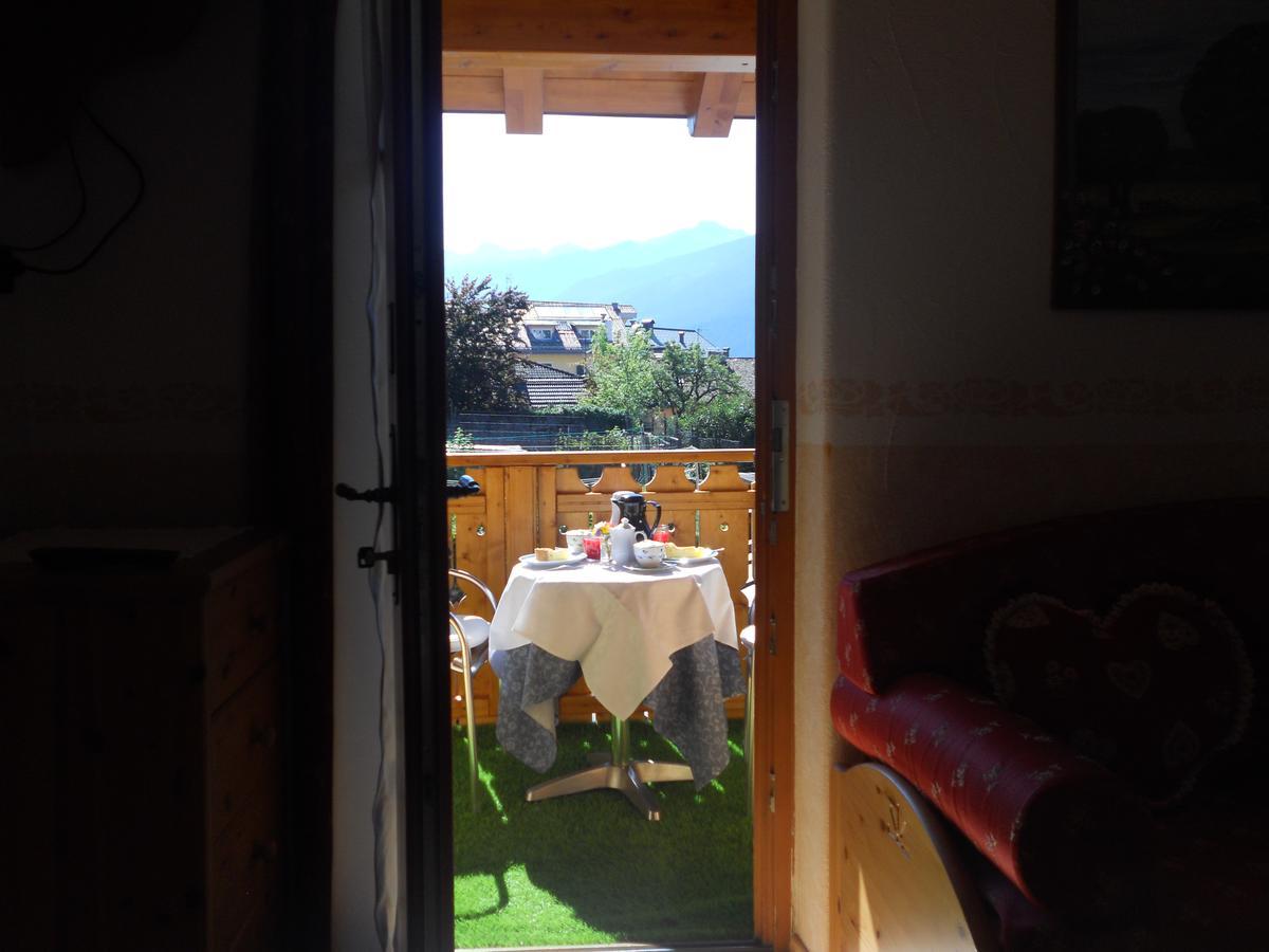 Hotel Garni Salvanel Cavalese Exterior foto